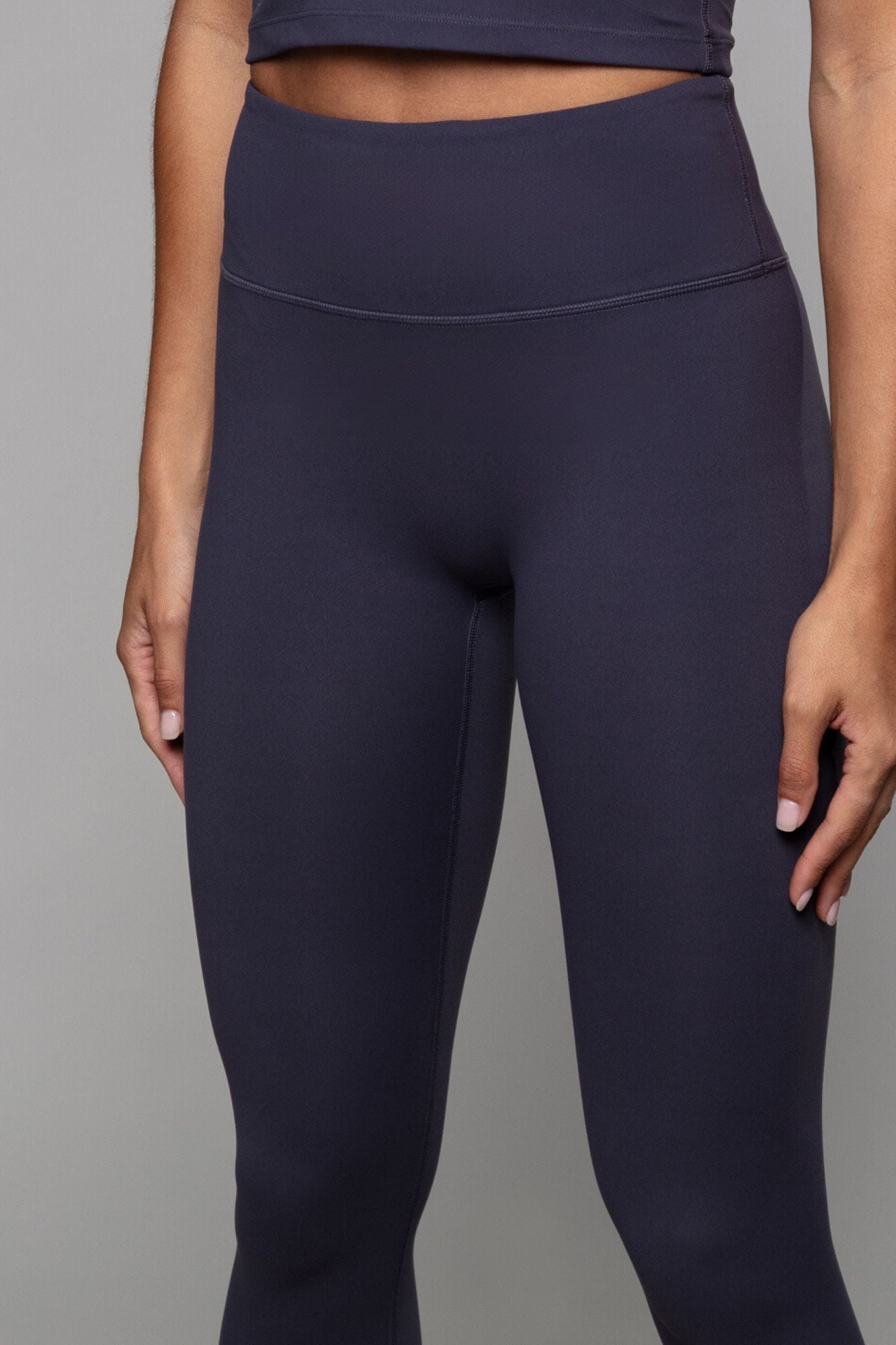 Legging sans coutures taille haute 7/8 coloris graphite