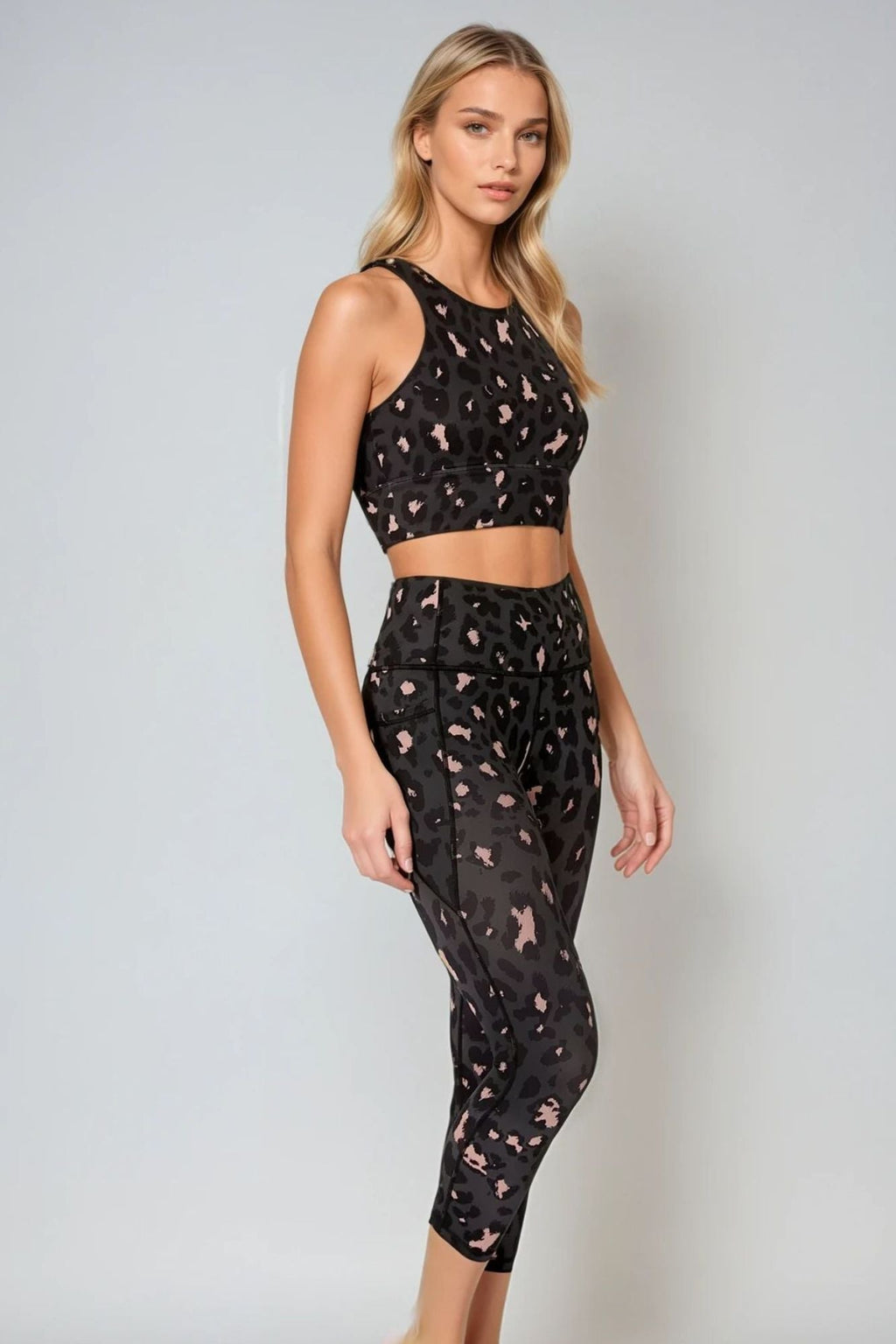 Legging 7/8 taille haute imprimé léopard rose poudré