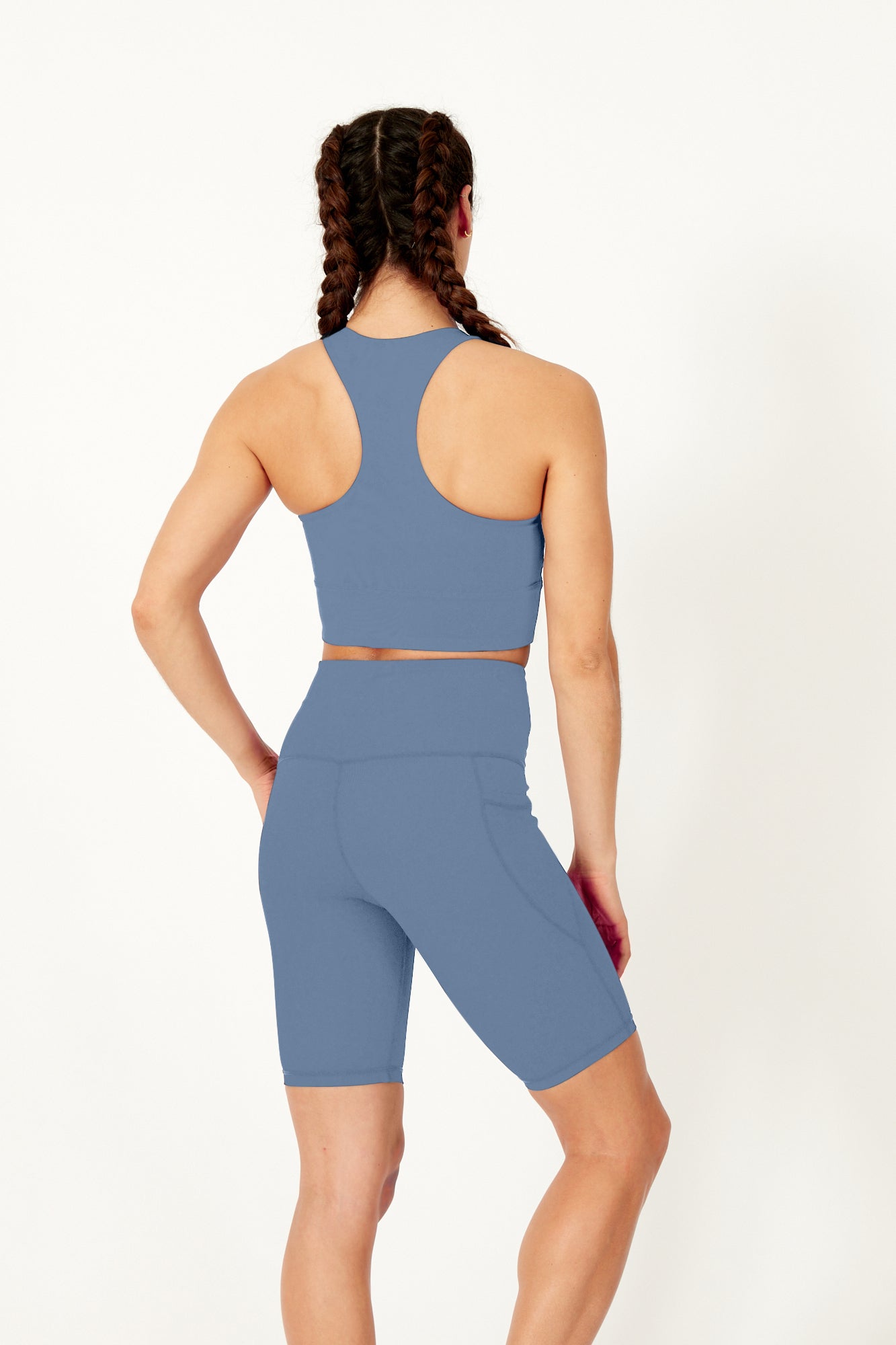Short cycliste en jean sculptant