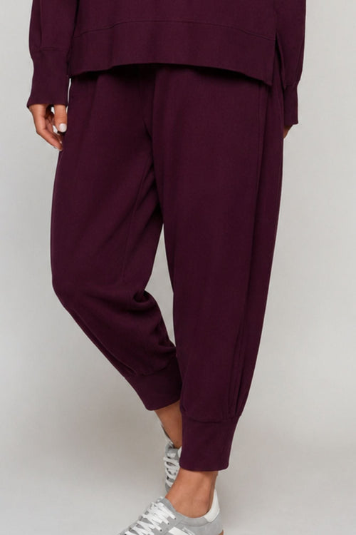 Pantalon de jogging resserré aux chevilles Cerise noire