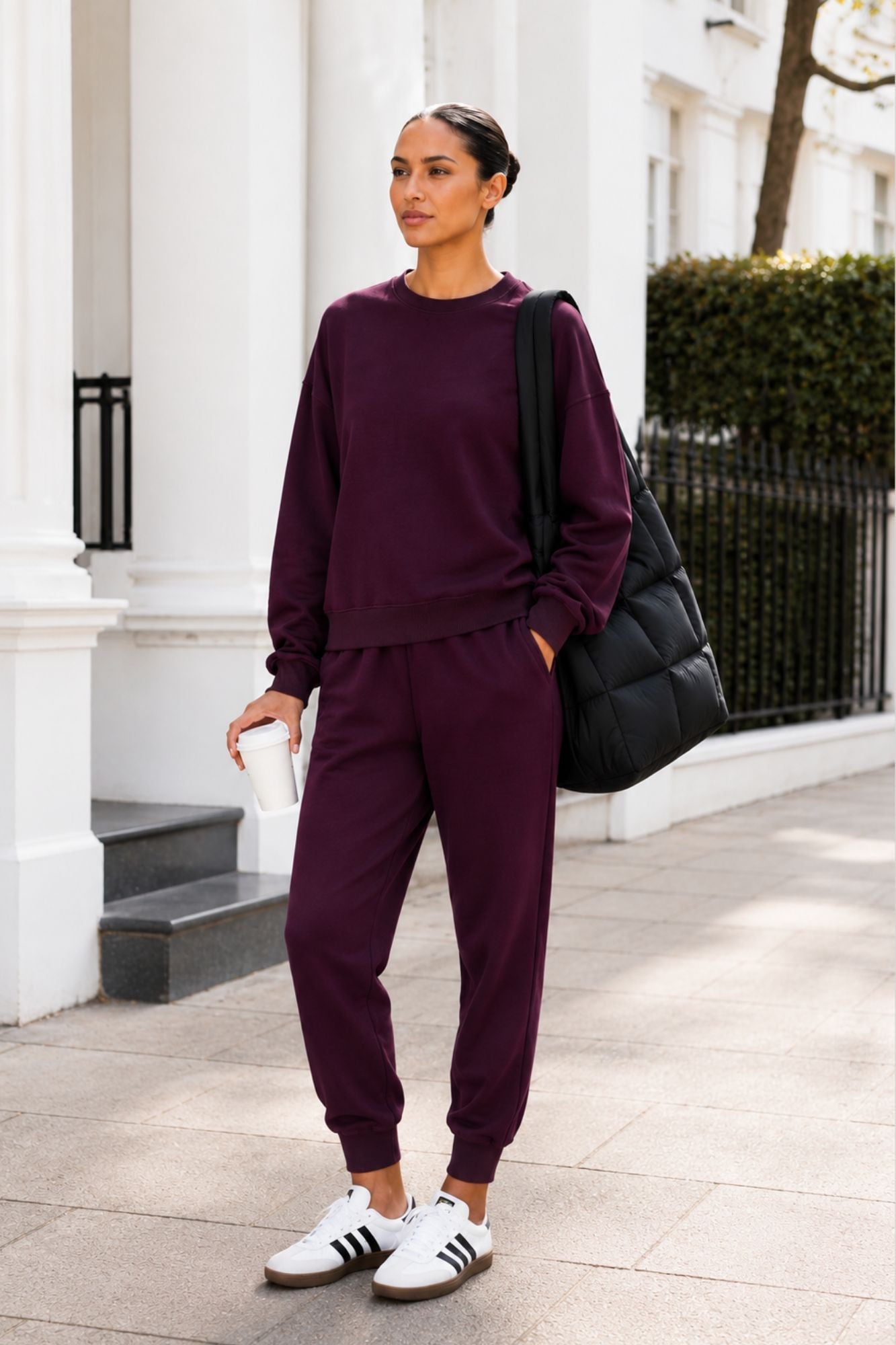 Pantalon de jogging resserré aux chevilles Cerise noire