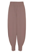 Jogging resserré aux chevilles taupe